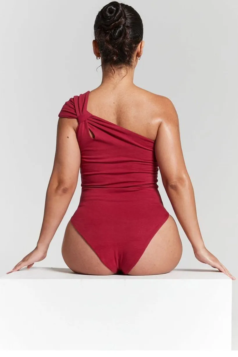 Burgundy One Shoulder Knot Bodysuit by InFlair