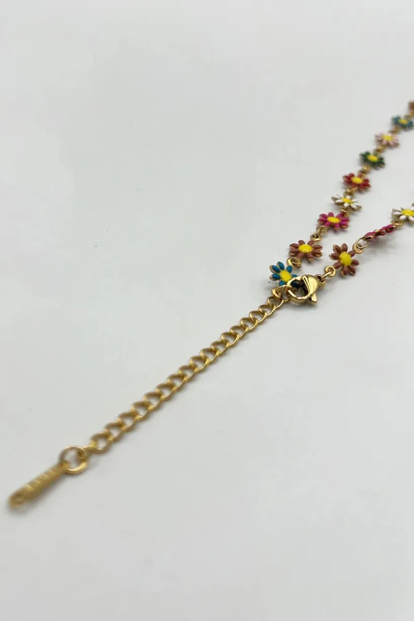 Daisy Chain Necklace In Multi Gold by SVNX