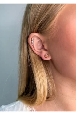 Daisy Earring In Pink by Last True Angel