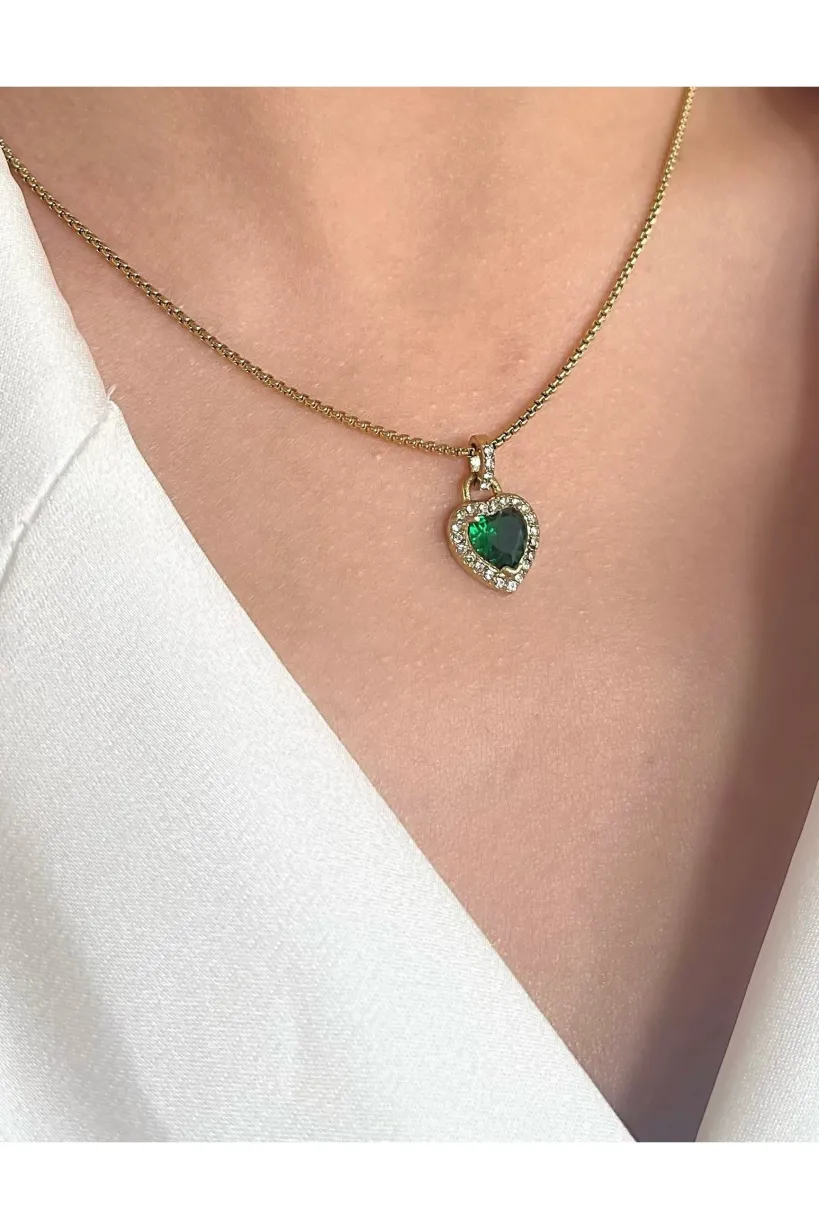 Emerald Green Diamante Heart Necklace And Earrings Set In Gold by SVNX