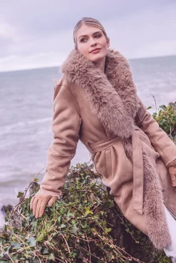 Isabella Coat - Taupe by Pia Rossini