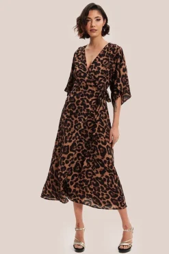 Leopard Midi Dress With Short Sleeves by Liquorish