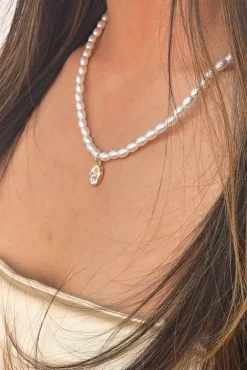 Pearl Chain Necklace With Gold Flower Pendant - Gift Boxed by SVNX