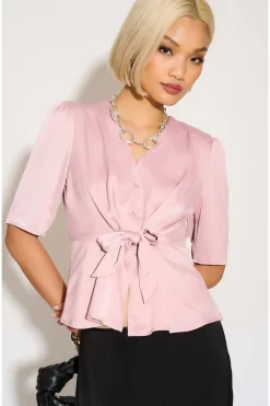 Pink Short Sleeve Knotted Crepe Satin Top by LOVE SUNSHINE
