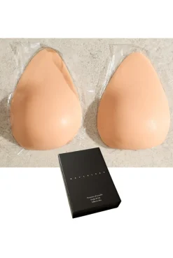 Premium 3D Invisible Sculpt, Lift And Go Adhesive Bra by Naylaleex