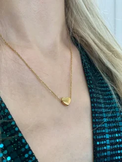 Small Heart Necklace In Gold by SVNX